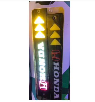 Honda 2 Piece Car Front Hood Grille Lamp LED Decorative Light For Civic Any Honda type Front Grille LED Light Emblem