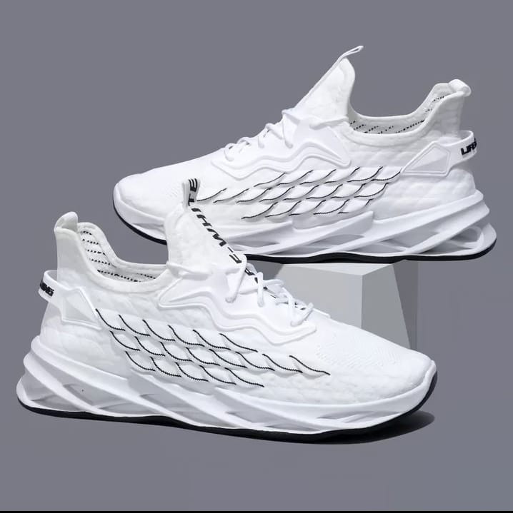 Rapidbox men's textured Sneakers